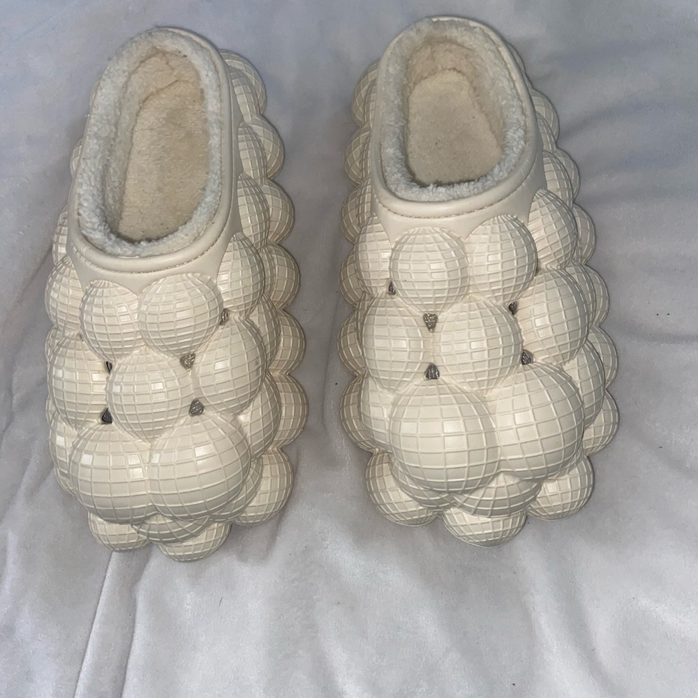 Bubble Slides - image 1